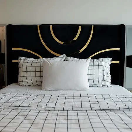 Live Lavishly Rent A Luxury With Top-notch Amenities In The 40+f *